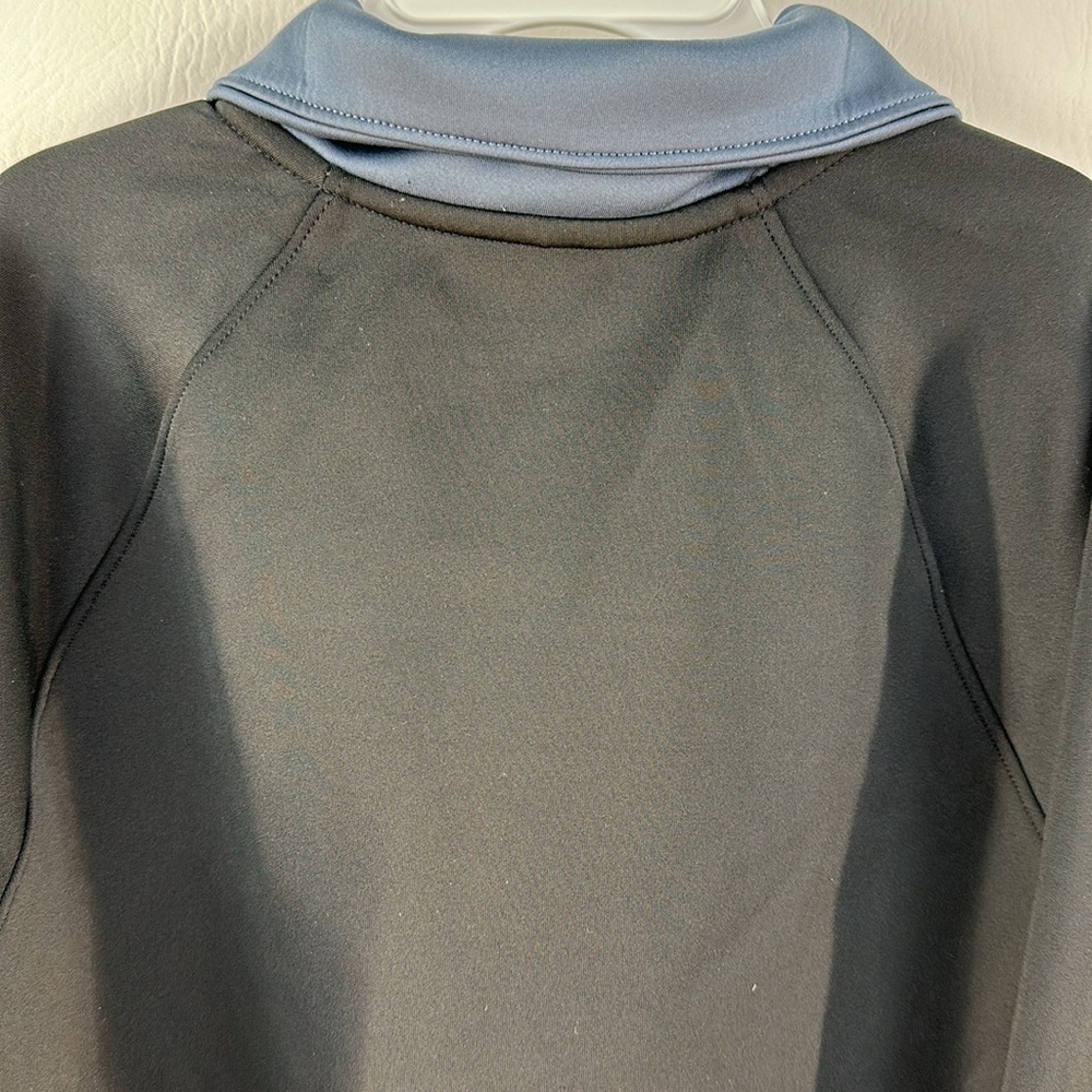 Under Armour Half Zip Pull Over Activewear Top, XS - Picture 7 of 11